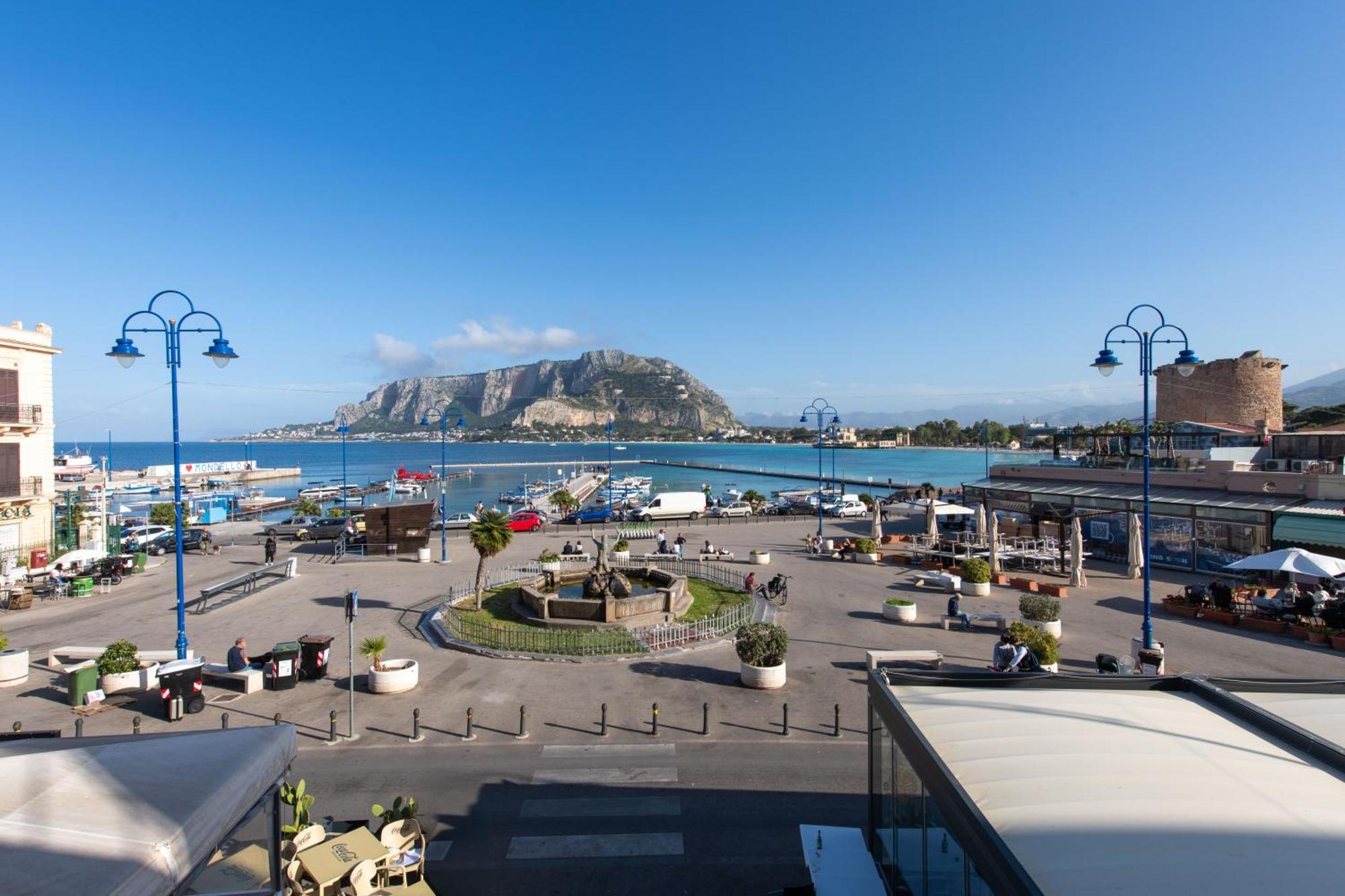 Mondello Apartment Vista Mare Bagian luar foto